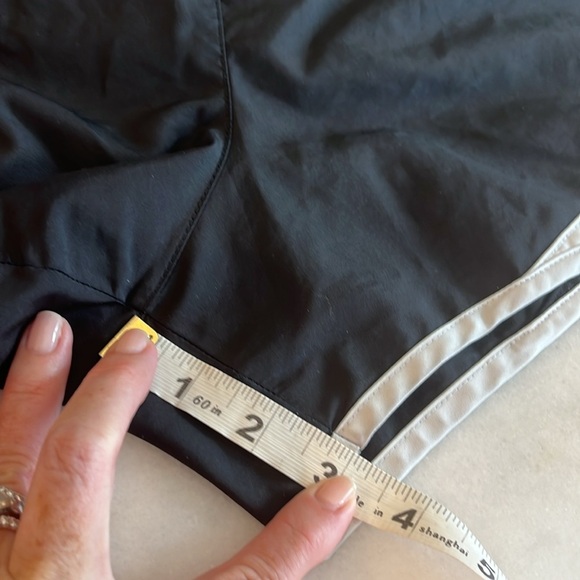 4 pairs Under Armour and Nike Women’s Shorts Set small/medium running athletic - Picture 5 of 16